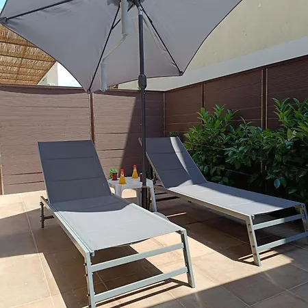 Magnolia With Pool Apartman